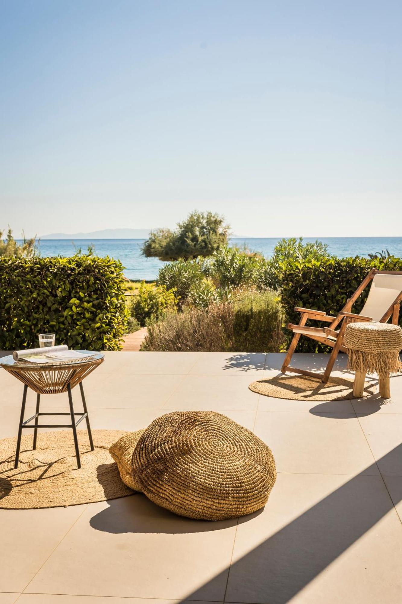 Grand Blue Beach Residences Ликсури Экстерьер фото