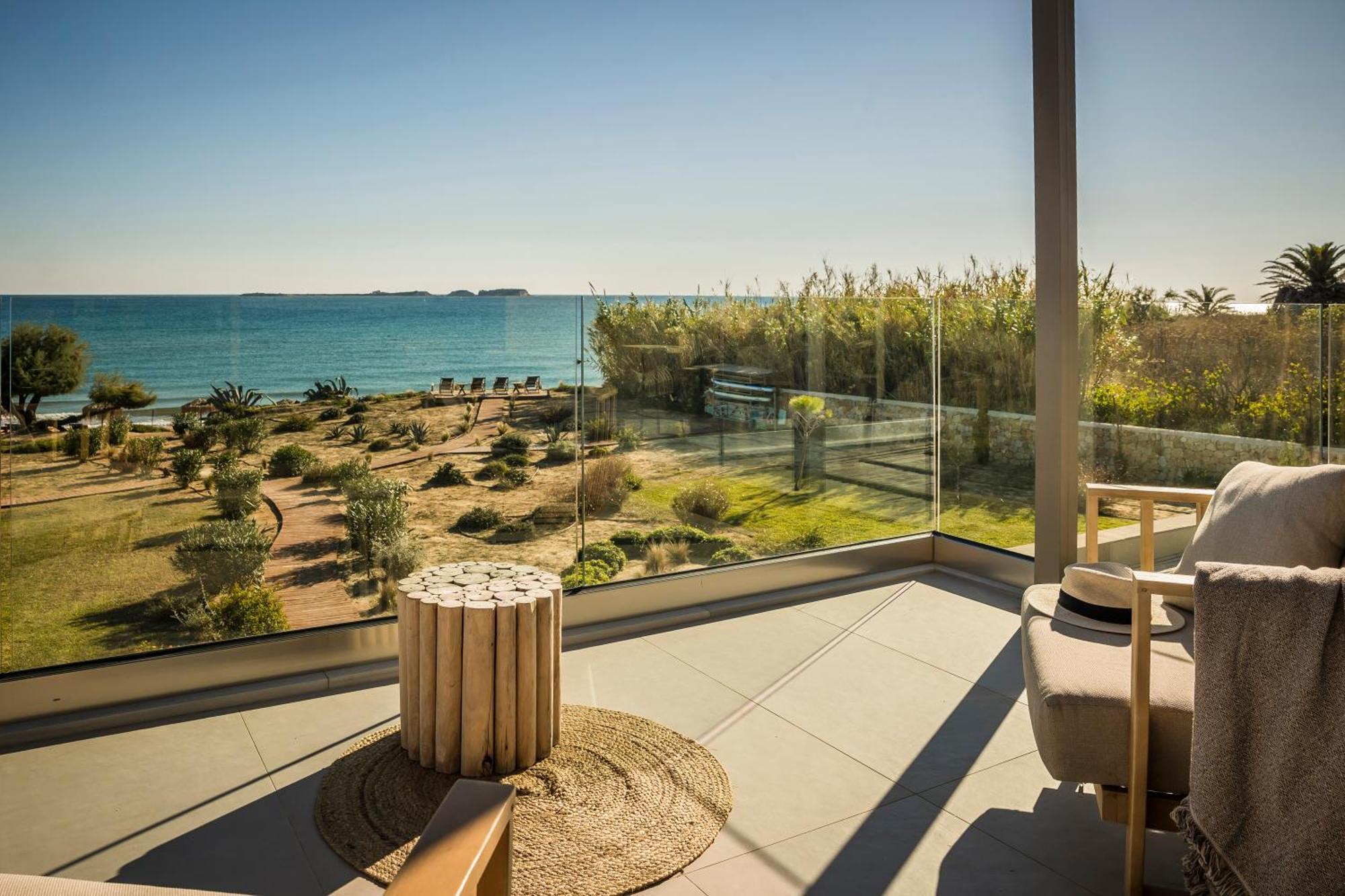 Grand Blue Beach Residences Ликсури Экстерьер фото