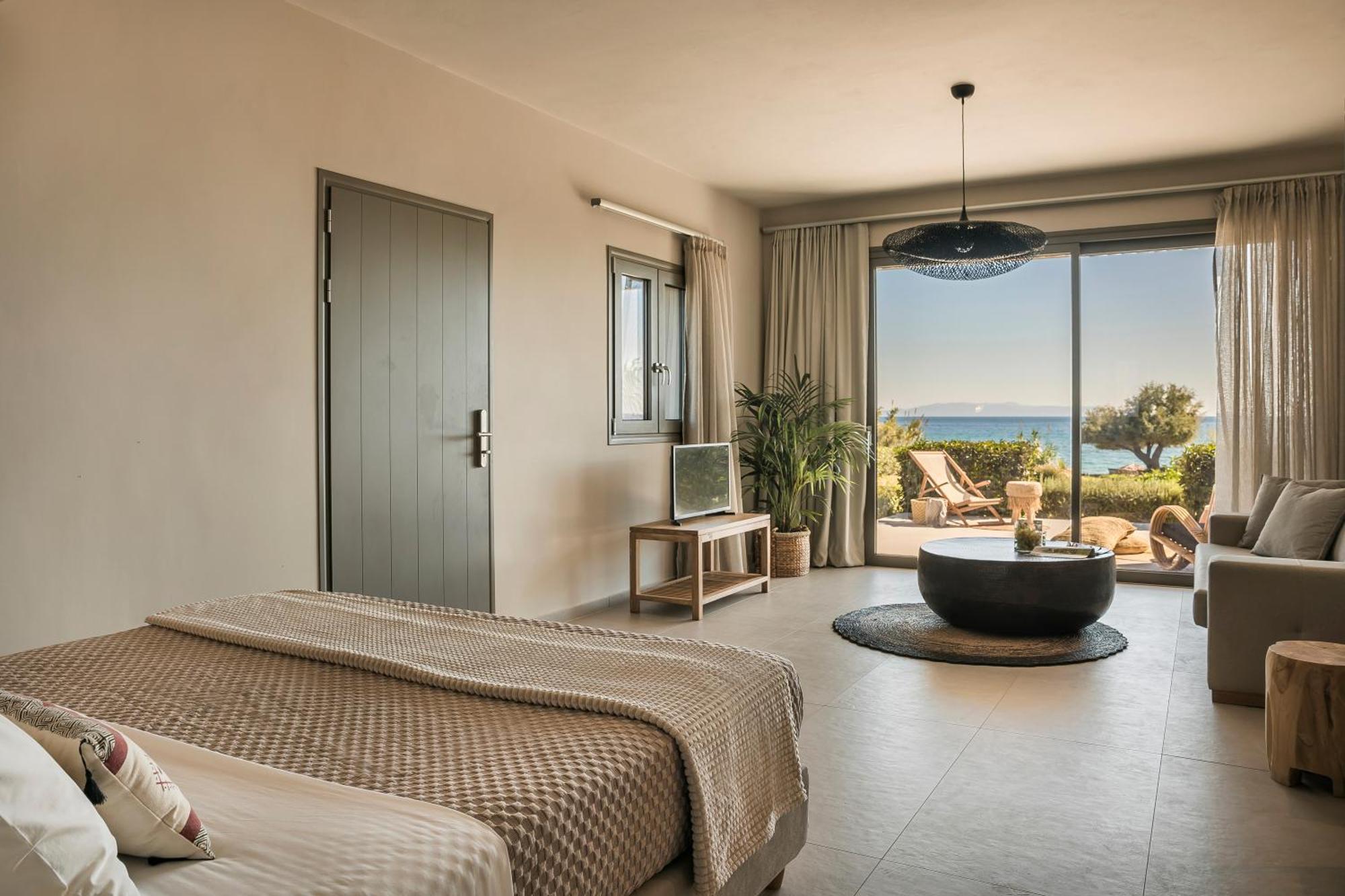 Grand Blue Beach Residences Ликсури Экстерьер фото
