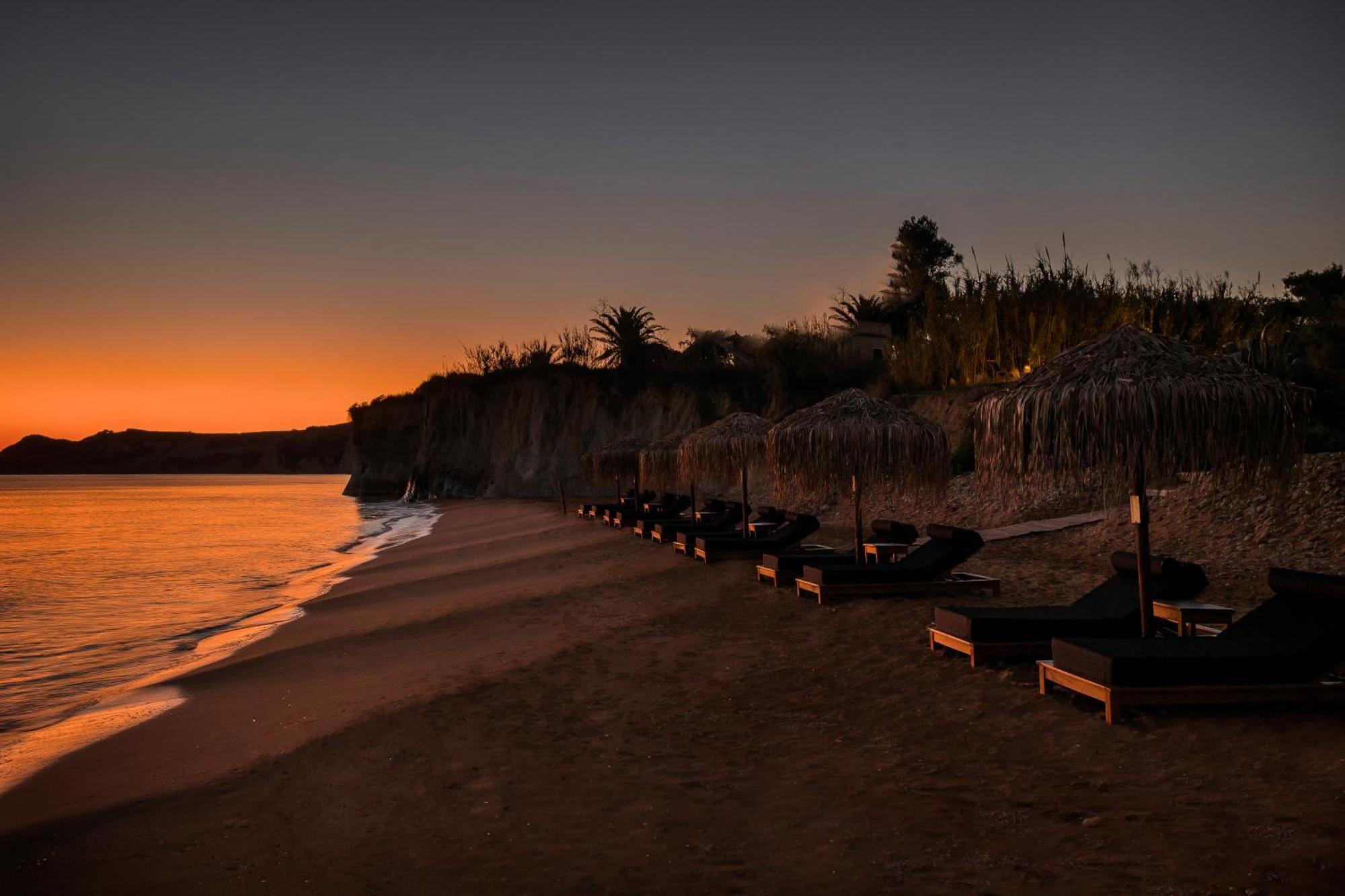 Grand Blue Beach Residences Ликсури Экстерьер фото