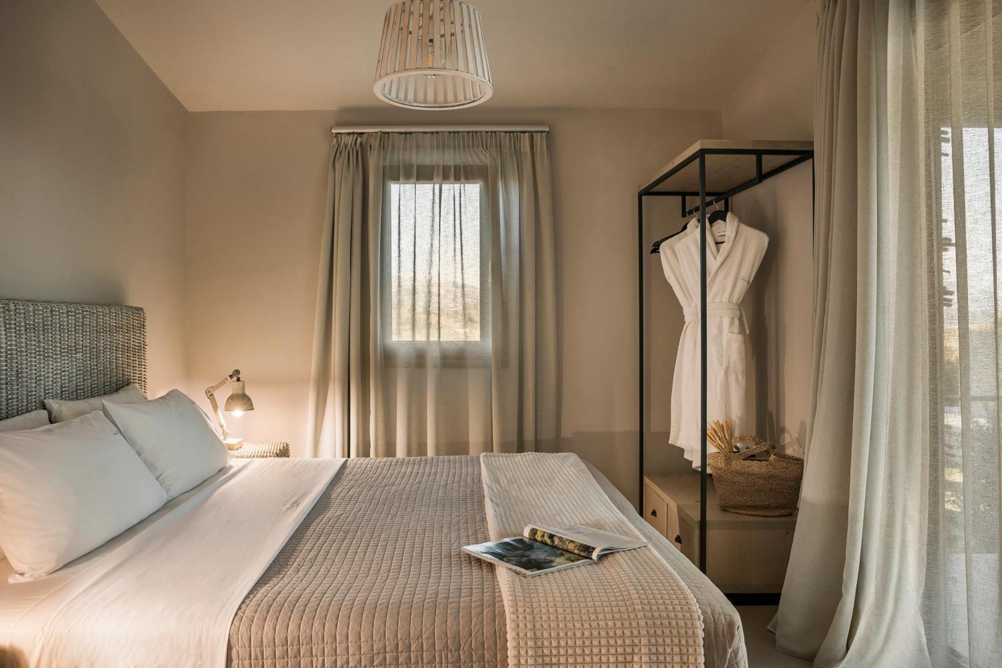 Grand Blue Beach Residences Ликсури Экстерьер фото
