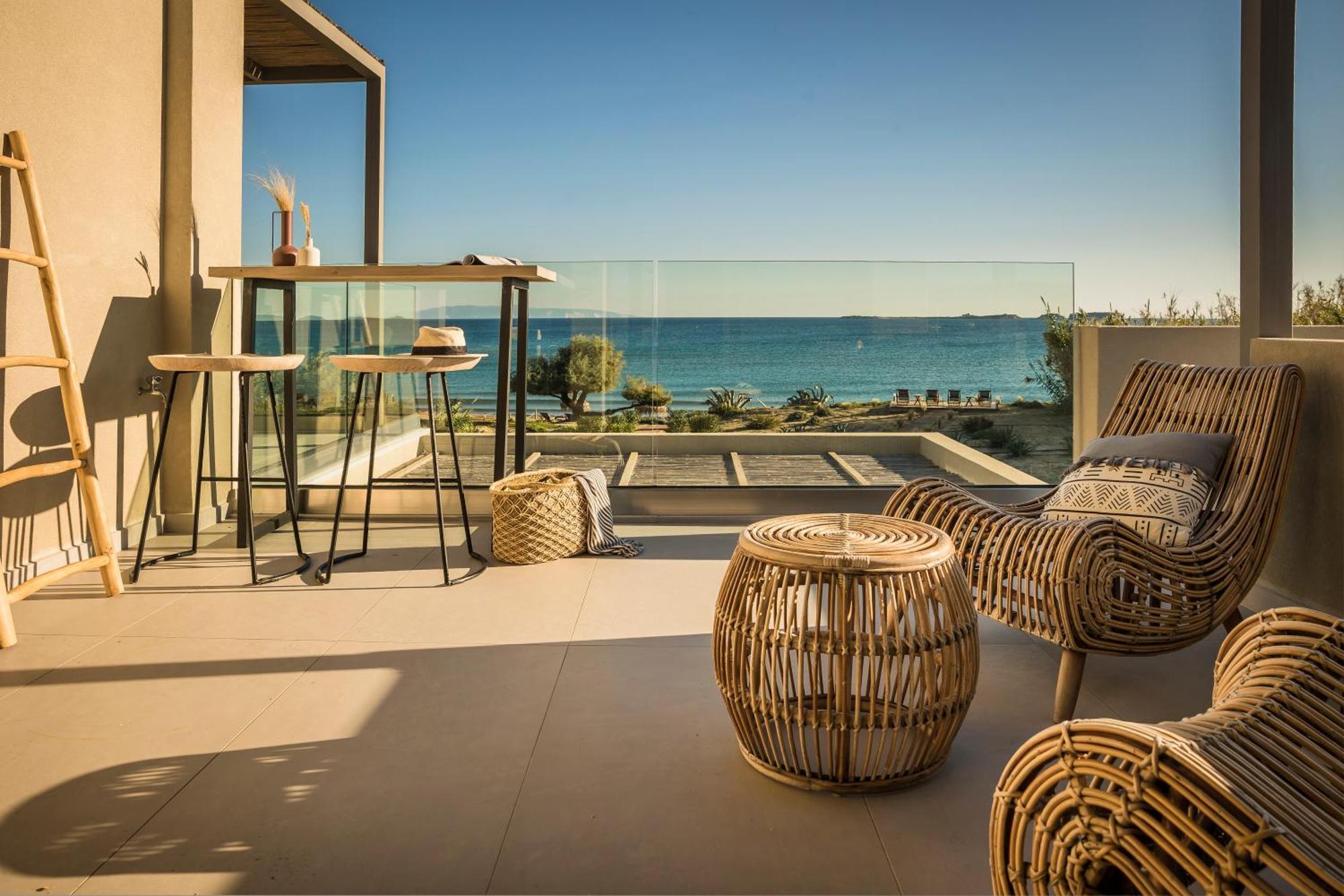Grand Blue Beach Residences Ликсури Экстерьер фото