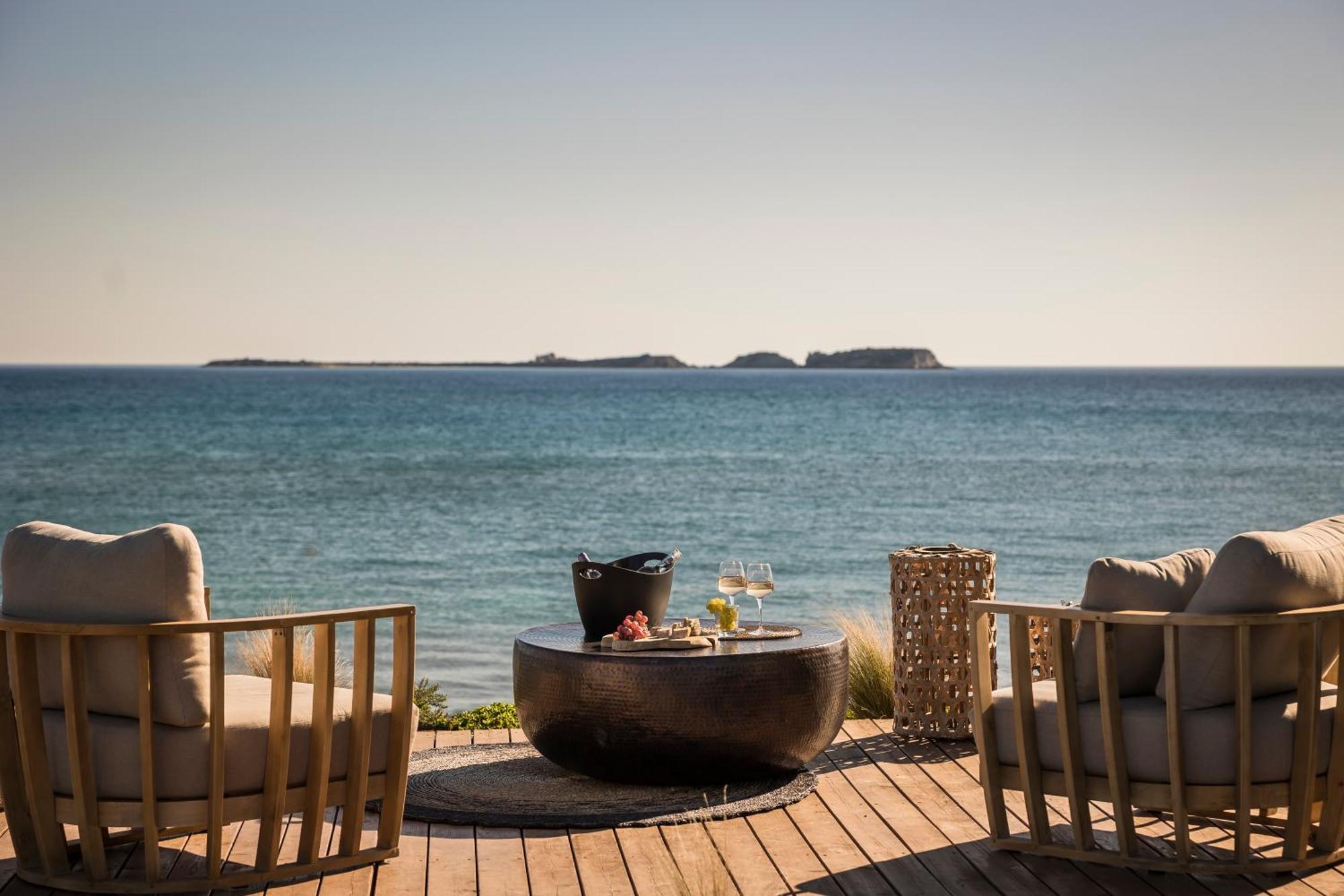 Grand Blue Beach Residences Ликсури Экстерьер фото
